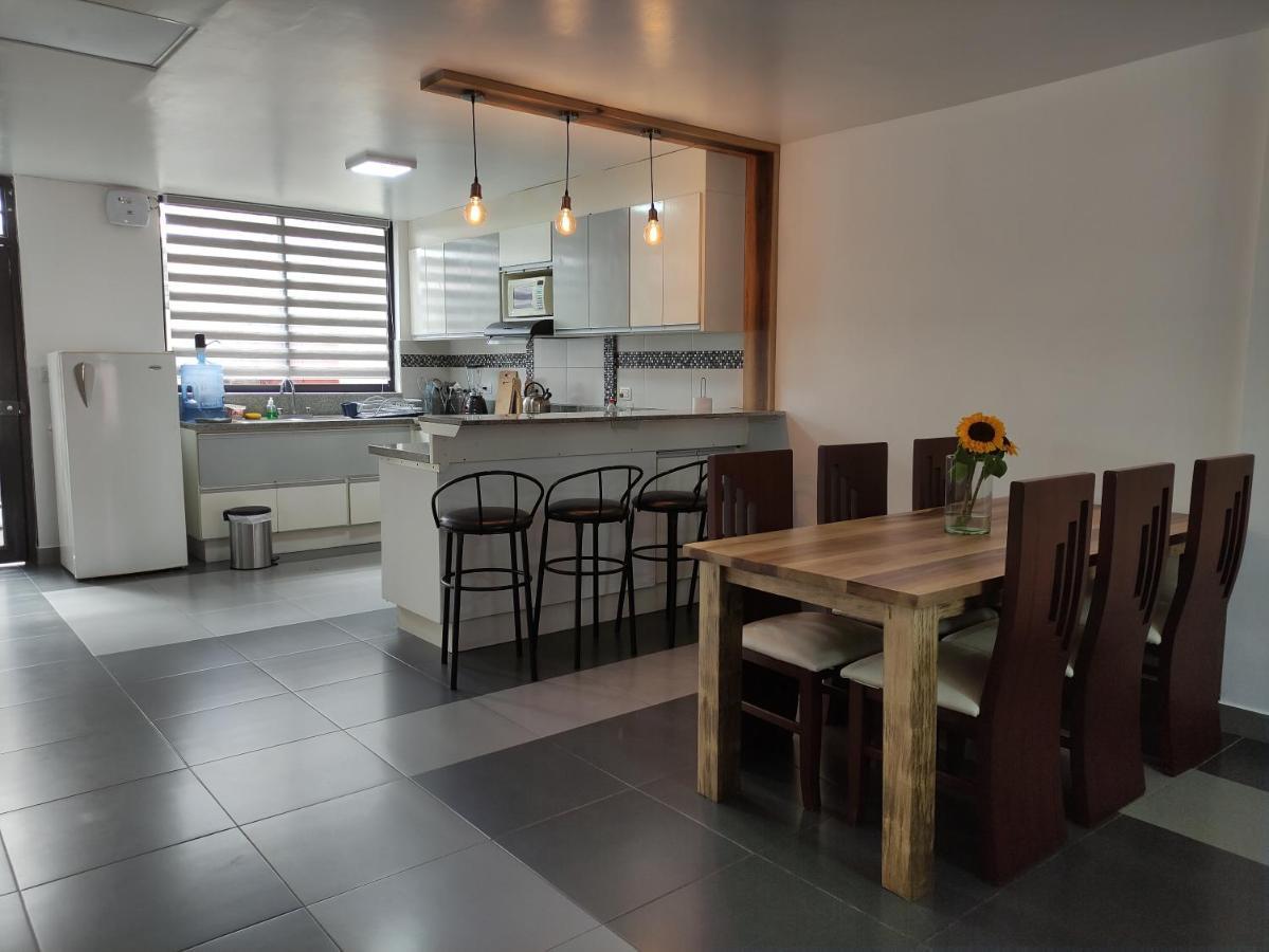 Elegante Apartamento Con Vistas Al Volcan Tungurahua バーニョス エクステリア 写真