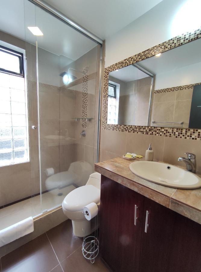Elegante Apartamento Con Vistas Al Volcan Tungurahua バーニョス エクステリア 写真